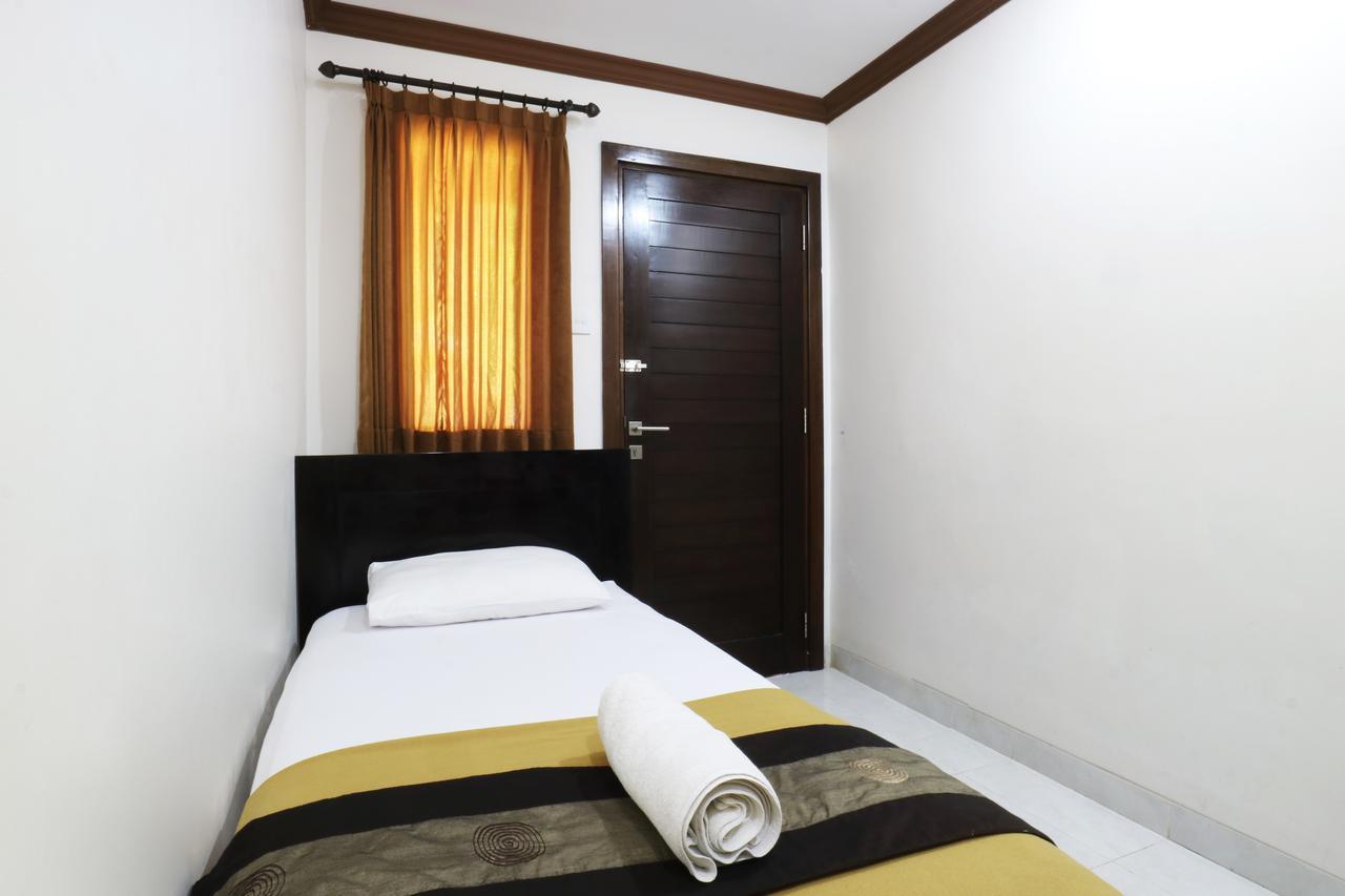 Pondok 3 Mertha Kuta Lombok Buitenkant foto