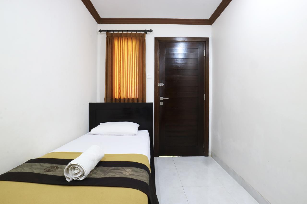 Pondok 3 Mertha Kuta Lombok Buitenkant foto